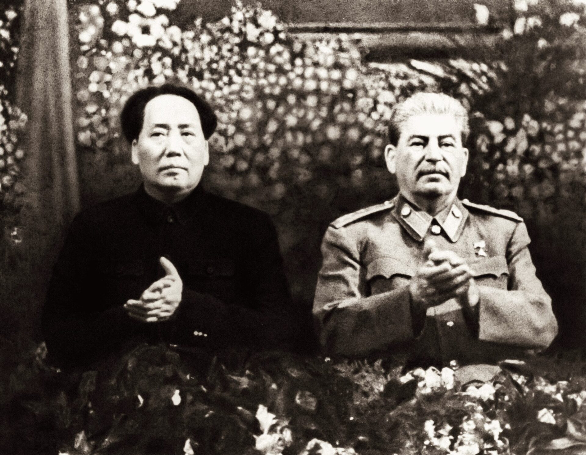 Presidente Mao Tsetung ao lado de Stalin